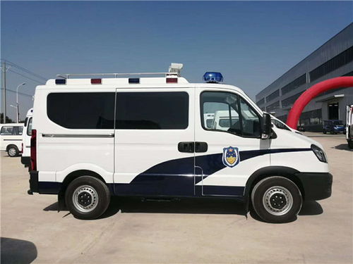 應(yīng)急指揮車 關(guān)鍵救援節(jié)點與移動指揮中心